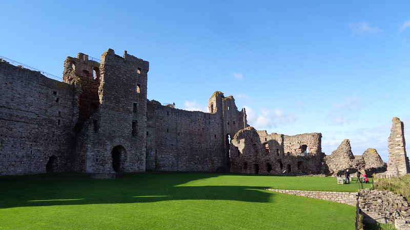 Scottish Medieval Castles: Tantallon Castle