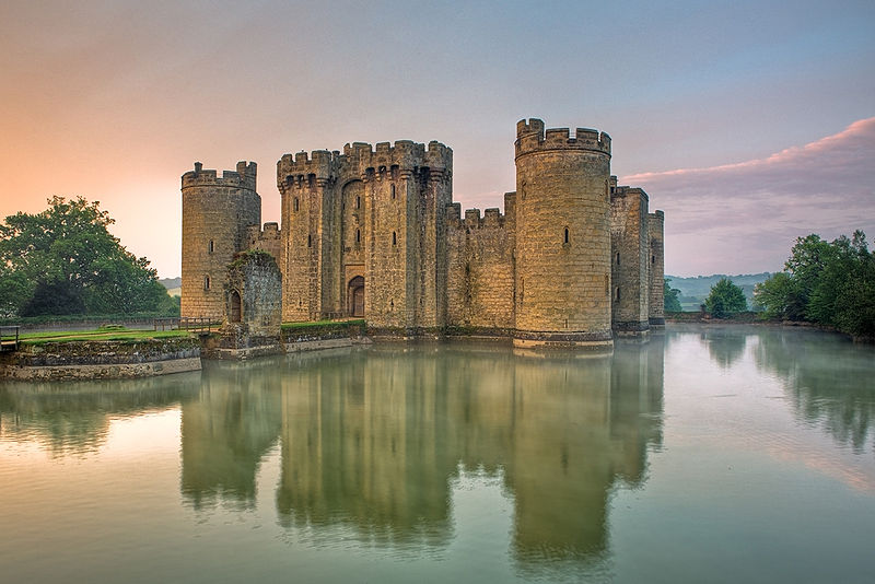 Medieval Britain Bodiam Castle History Facilities And Opening Hours 